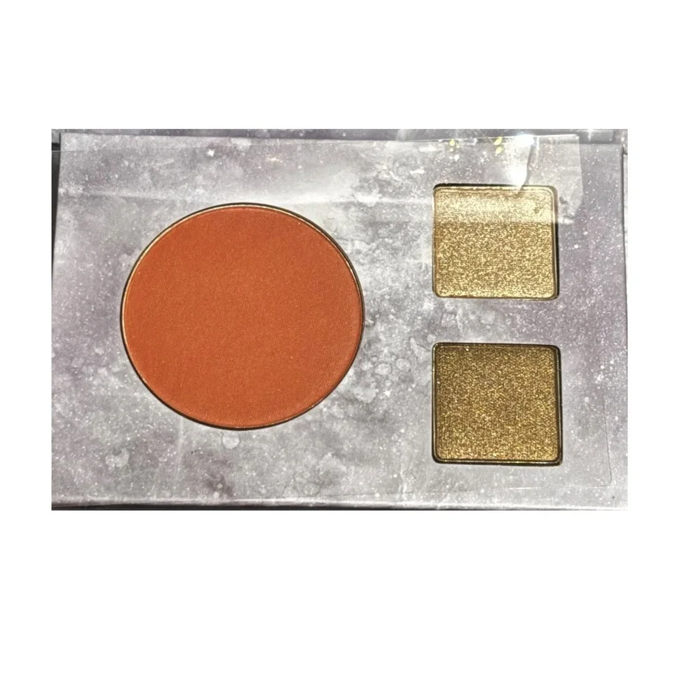 bareMinerals Northern Lights Gen Nude Eye & Cheek Palette Nudes Strike A Rose